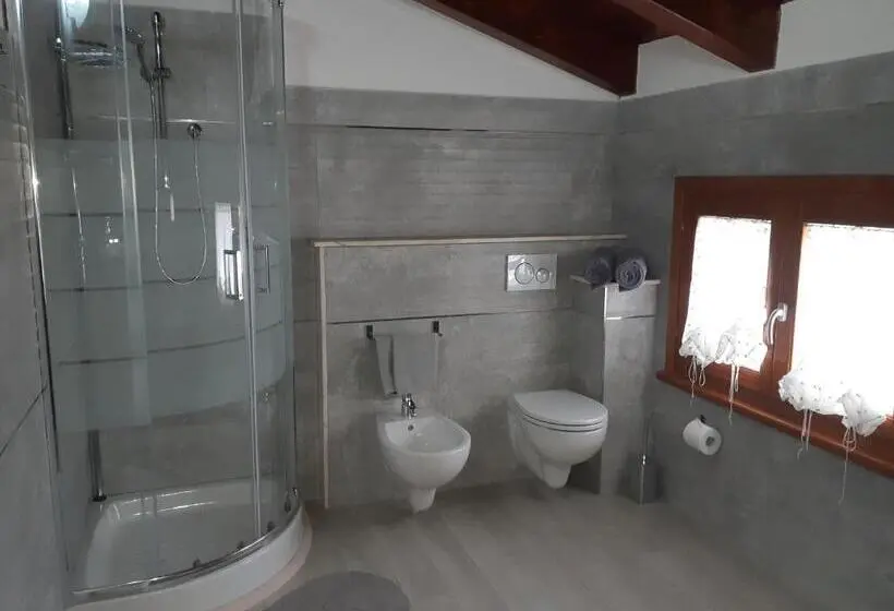 デラックスルーム, B&b La Genuina