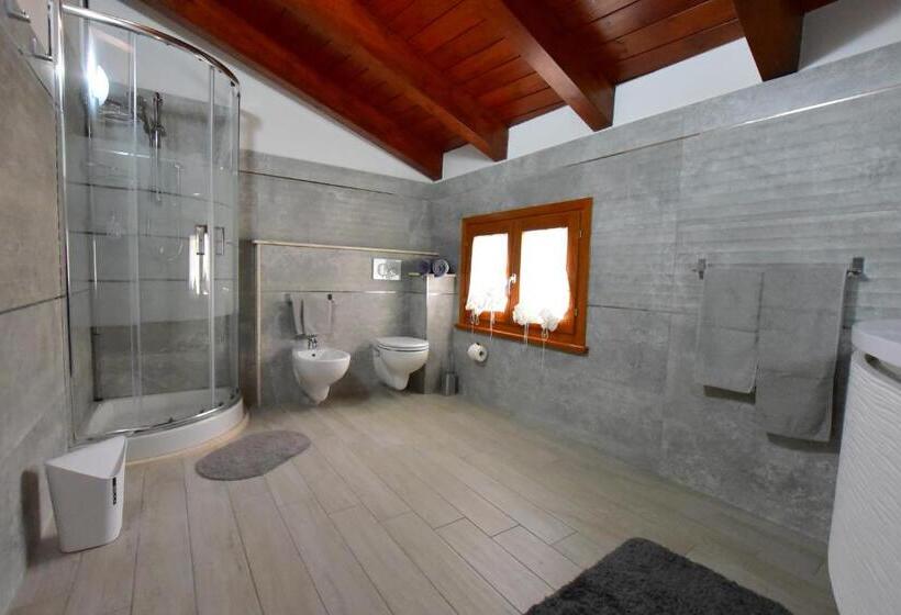 Номер Deluxe, B&b La Genuina