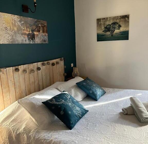 キングサイズベッドのスイートルーム, Maison D Hôtes Bastide St Victor à 2,5 Kilomètres De Lourmarin