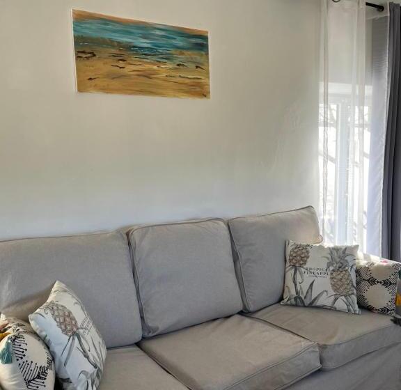 バルコニー付き１ベッドルームアパートメント, Maison D Hôtes Bastide St Victor à 2,5 Kilomètres De Lourmarin