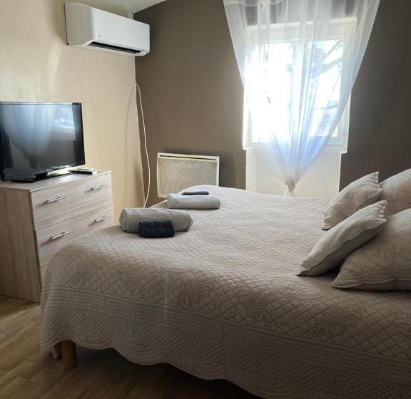 バルコニー付き１ベッドルームアパートメント, Maison D Hôtes Bastide St Victor à 2,5 Kilomètres De Lourmarin