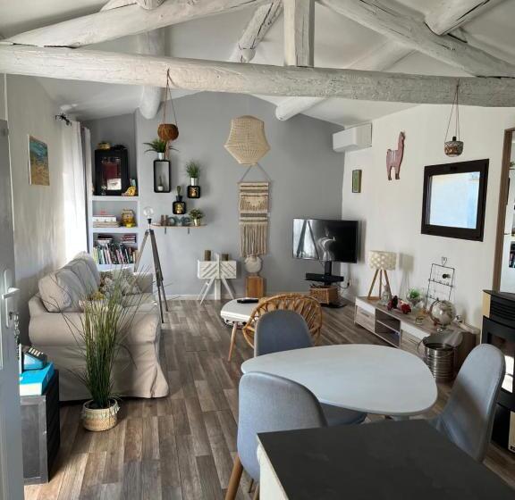 バルコニー付き１ベッドルームアパートメント, Maison D Hôtes Bastide St Victor à 2,5 Kilomètres De Lourmarin