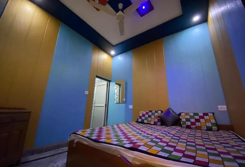 スタンダードルーム, Friends Guest House & Hostel  Near Taj Mahal