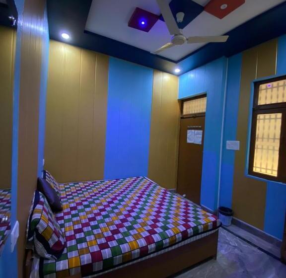 اتاق استاندارد, Friends Guest House & Hostel  Near Taj Mahal