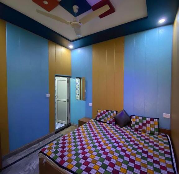 اتاق استاندارد, Friends Guest House & Hostel  Near Taj Mahal