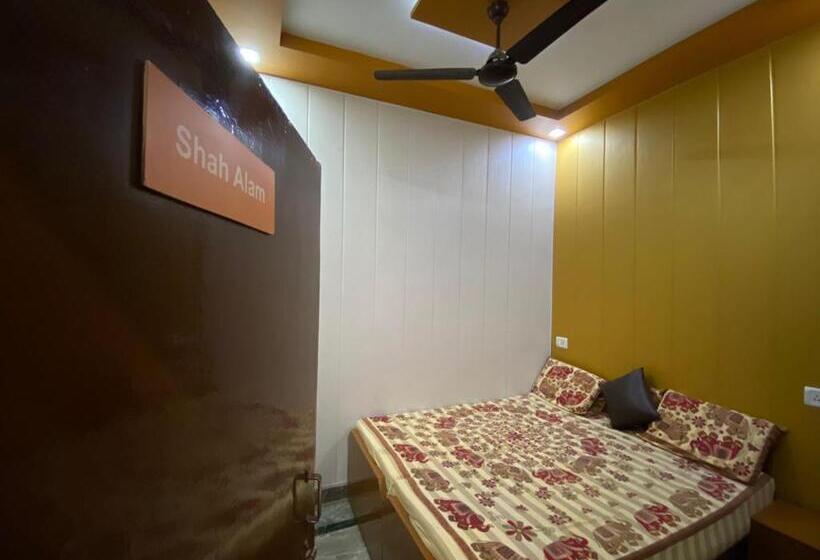 Номер Стандарт, Friends Guest House & Hostel  Near Taj Mahal