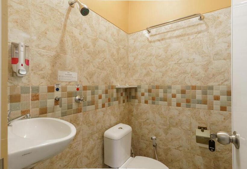 Номер Deluxe, Fast Hous Syariah Bogor Mitra Reddoorz