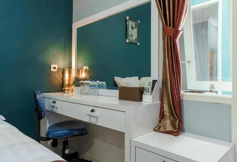 Номер Deluxe, Fast Hous Syariah Bogor Mitra Reddoorz