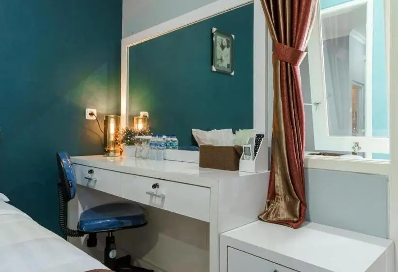 Deluxe-huone, Fast Hous Syariah Bogor Mitra Reddoorz