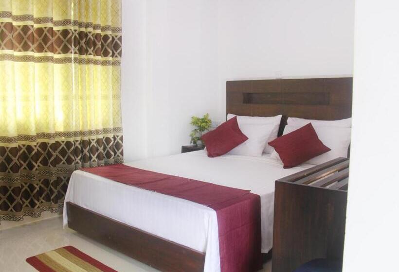 Quarto Estandar, Punsisi Resort   Adam S Peak