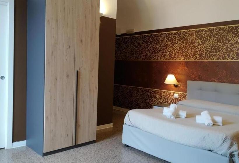 اتاق کلاسیک سه تخته, Cconforthotels R&b Central Rooms   Self Check In