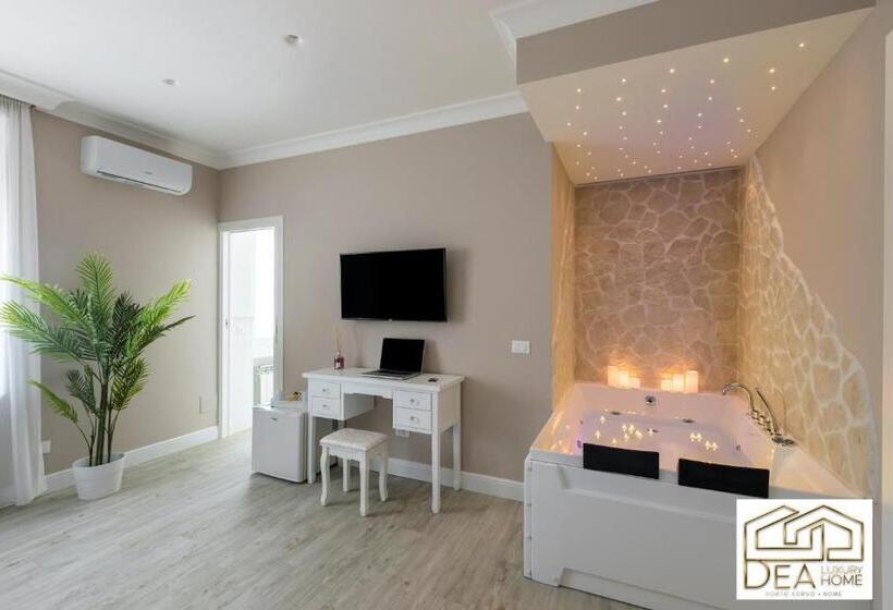 חדר סטנדרט עם מיטת קינג, Ponte Milvio Suite