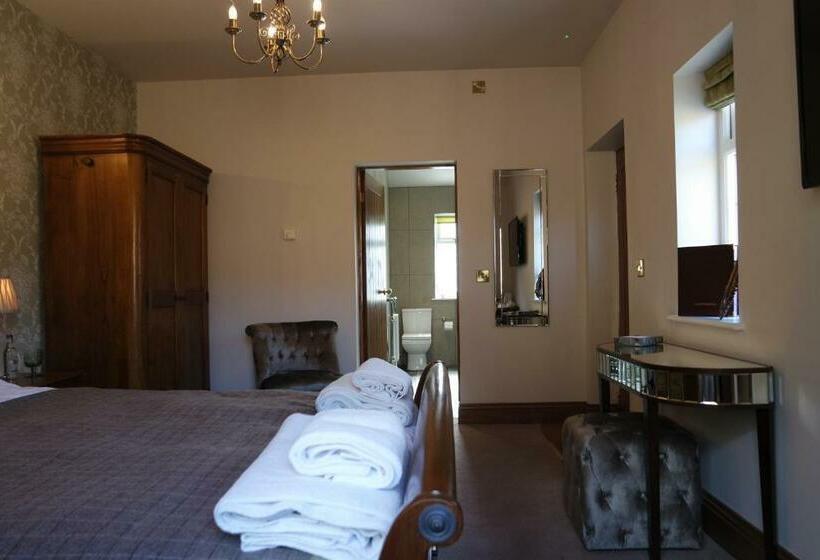 اتاق سوپریور با تخت بزرگ, The Lamb Inn