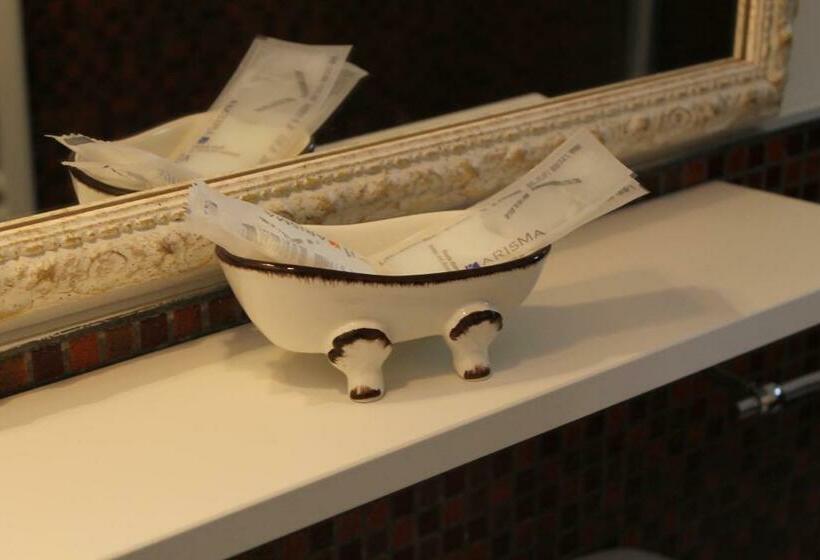 اتاق استاندارد, A Regola D'arte Dimora