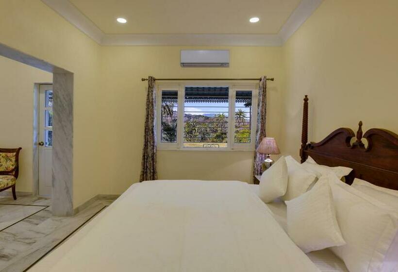غرفة قياسية سرير كينج, The Mount Bungalow Mount Abu