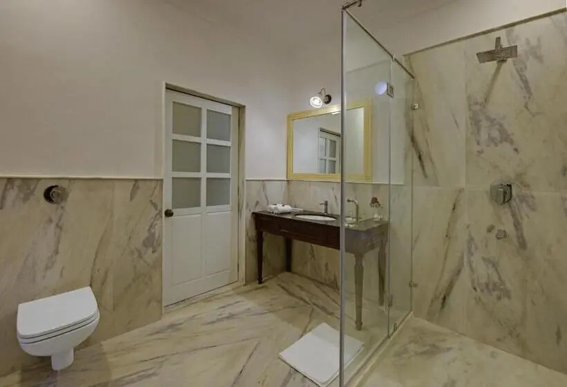 デラックスルーム, The Mount Bungalow Mount Abu