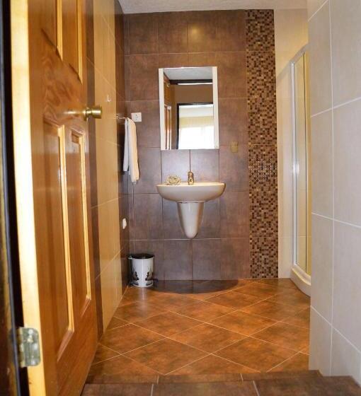 شقة غرفتين نوم مطلة على الحديقة, Villa Diana