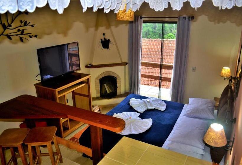 جناح مطلّ علي الجبل, Pousada Palma Chalés