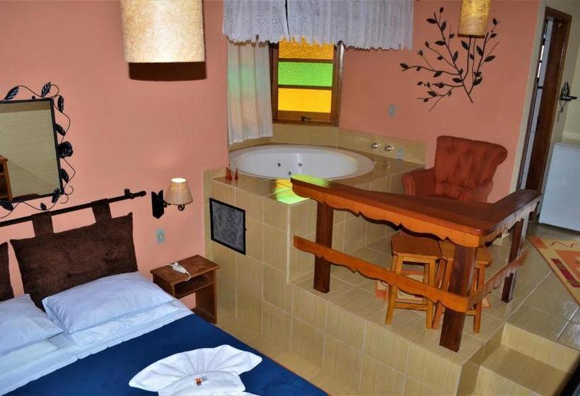 جناح مطلّ علي الجبل, Pousada Palma Chalés