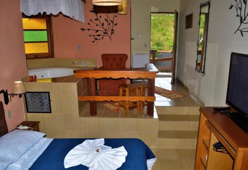 جناح مطلّ علي الجبل, Pousada Palma Chalés