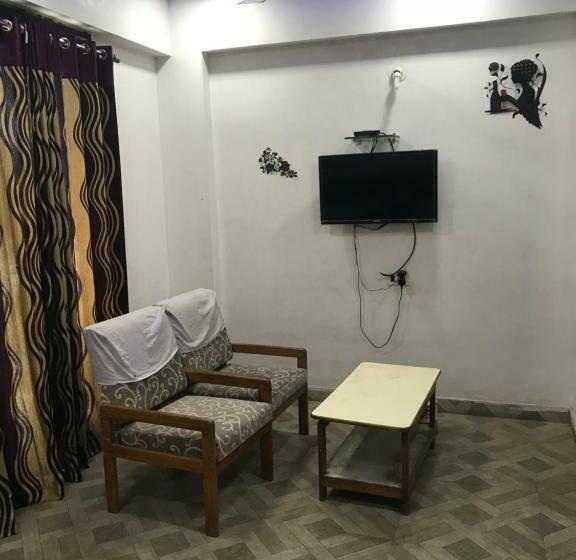 Quarto Familiar, Hari Darshan