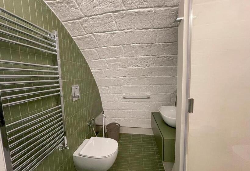 اتاق لوکس, Il B&b Di Alice