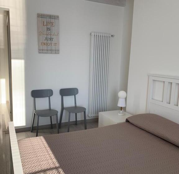 اتاق لوکس با چشم‌انداز دریا, Il B&b Di Alice