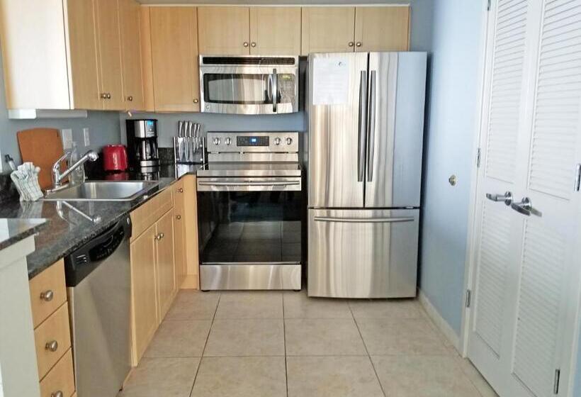 ２ベッドルームアパートメント, New Ocean Front Corner Unit