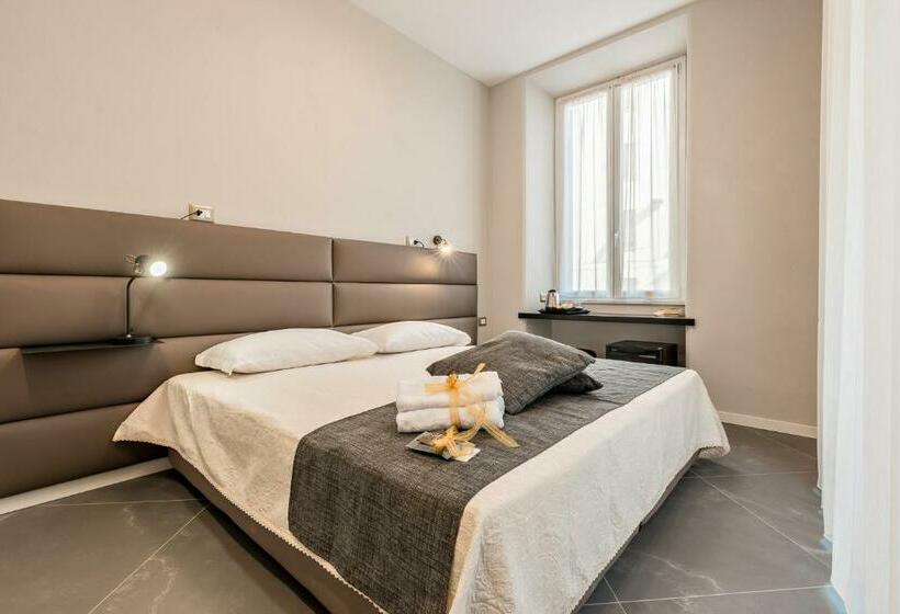 اتاق لوکس با بالکن, Benso Rooms