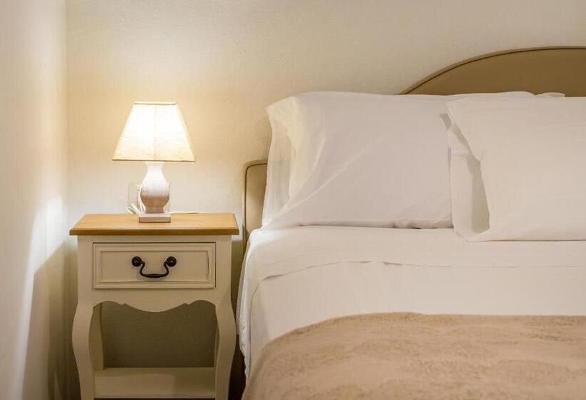 חדר דחוקס עם מיטת קינג, Dimora Cavour