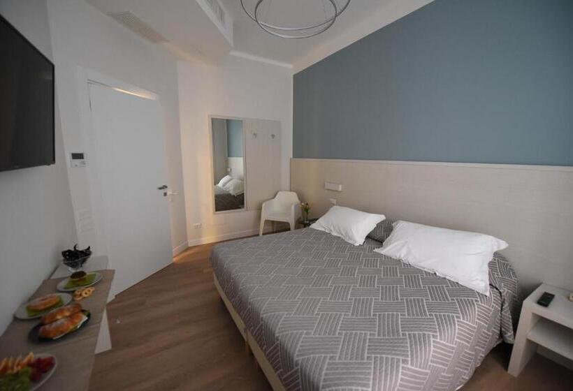 四人标准间, Nicola S Luxury Rooms