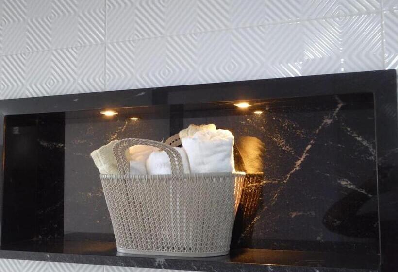 带1个卧室的豪华公寓, Sol Victoria Marina Lofts