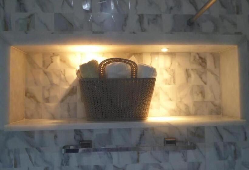 带海景的标准工作室, Sol Victoria Marina Lofts