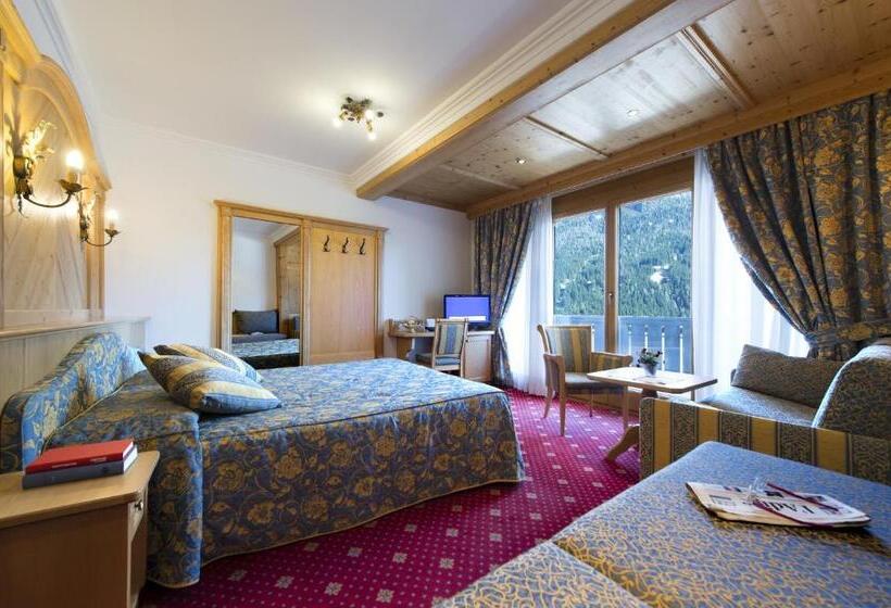 标准间带阳台, Alpen Hotel Corona