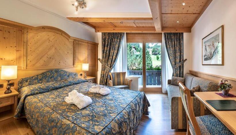 标准间带阳台, Alpen Hotel Corona