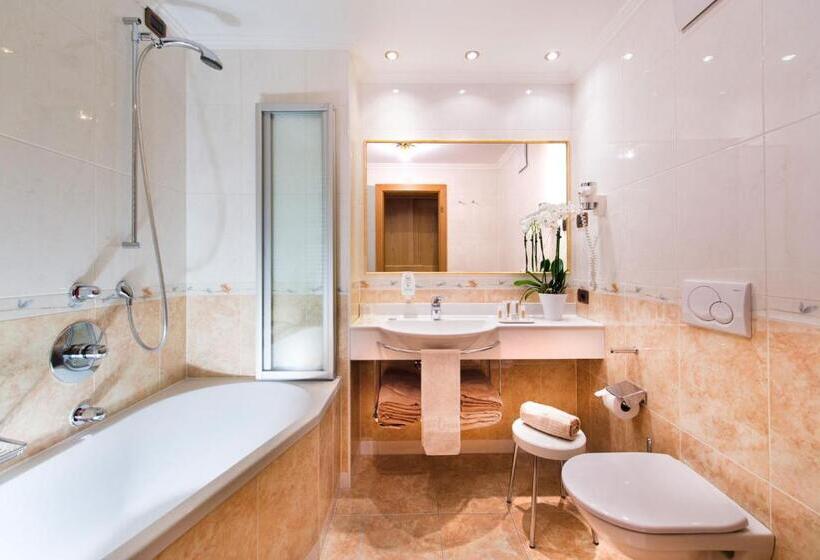 高级大房间, Alpen Hotel Corona