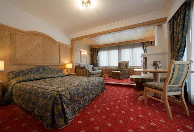 سوییت جونیور, Alpen Hotel Corona