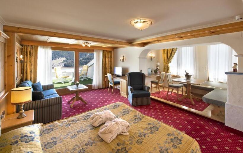 سوییت سوپریور, Alpen Hotel Corona