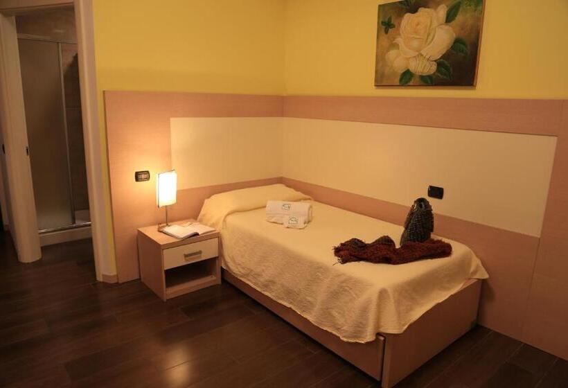 חדר סטנדרט יחיד, Groane Hotel Residence