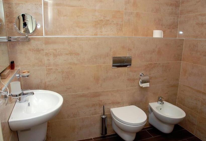 اتاق راحتی یک تخته, Groane Hotel Residence