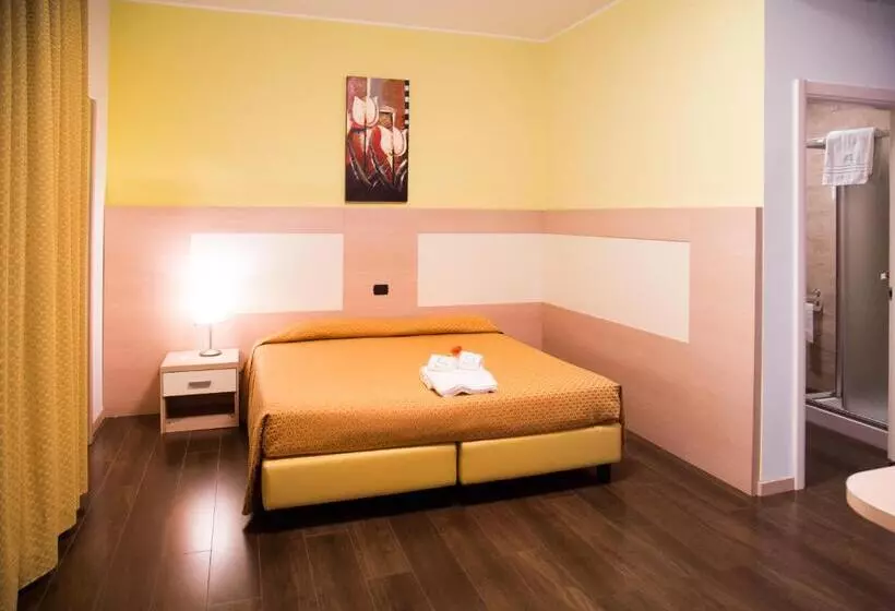 スタンダードトリプルルーム, Groane Hotel Residence