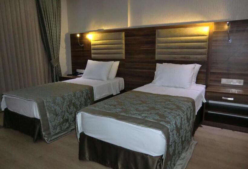 스탠다드 룸, Adanava