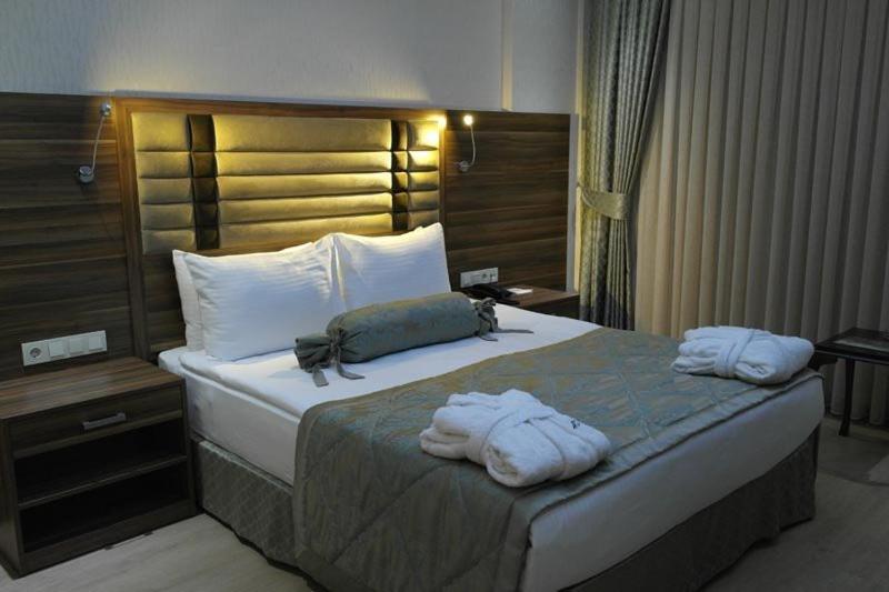 חדר סטנדרט, Adanava