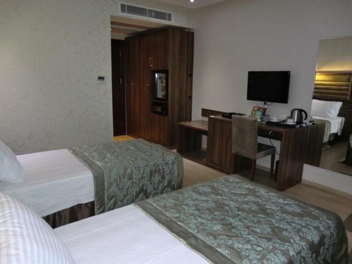 חדר סטנדרט, Adanava