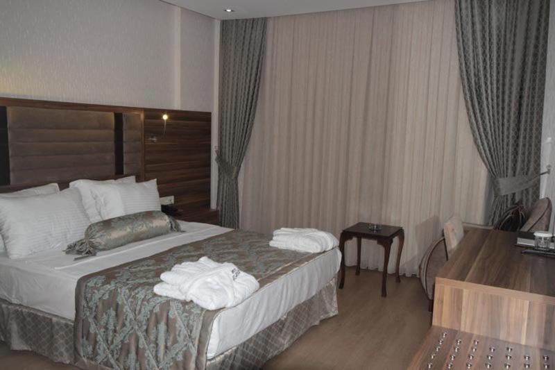 اتاق استاندارد, Adanava