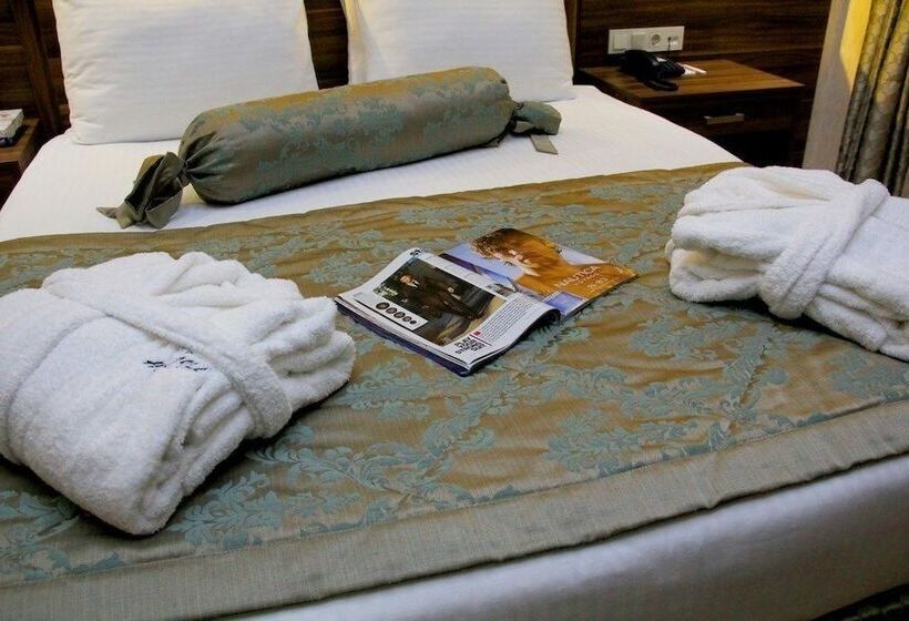 חדר סטנדרט, Adanava