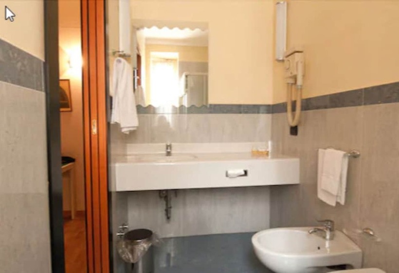 标准间, Sant Eustorgio