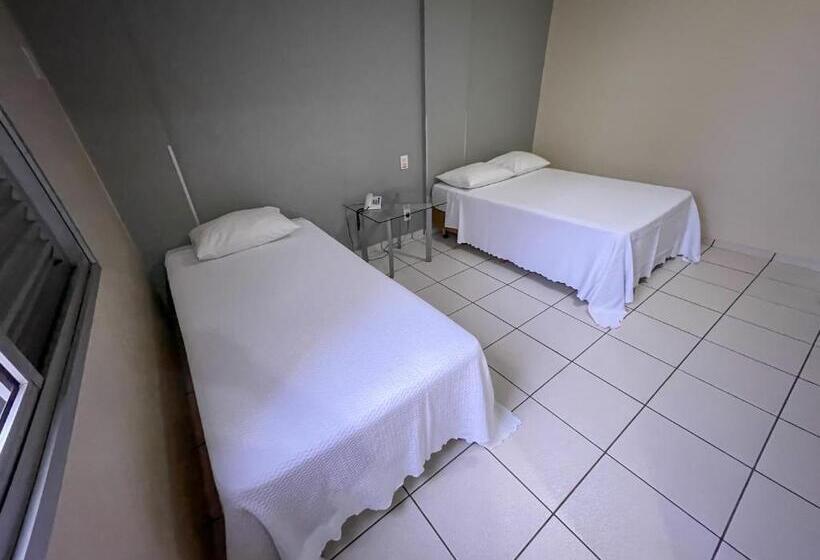 스탠다드 룸, Canada