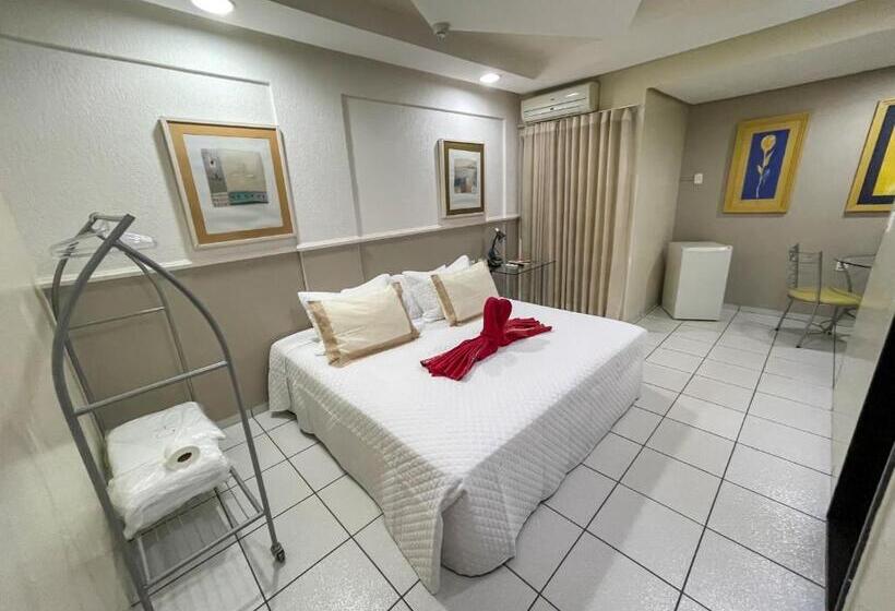 스탠다드 룸 킹사이즈 침대, Canada