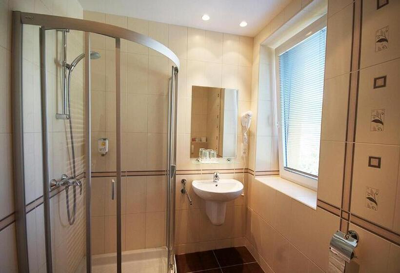 اتاق استاندارد, Helios